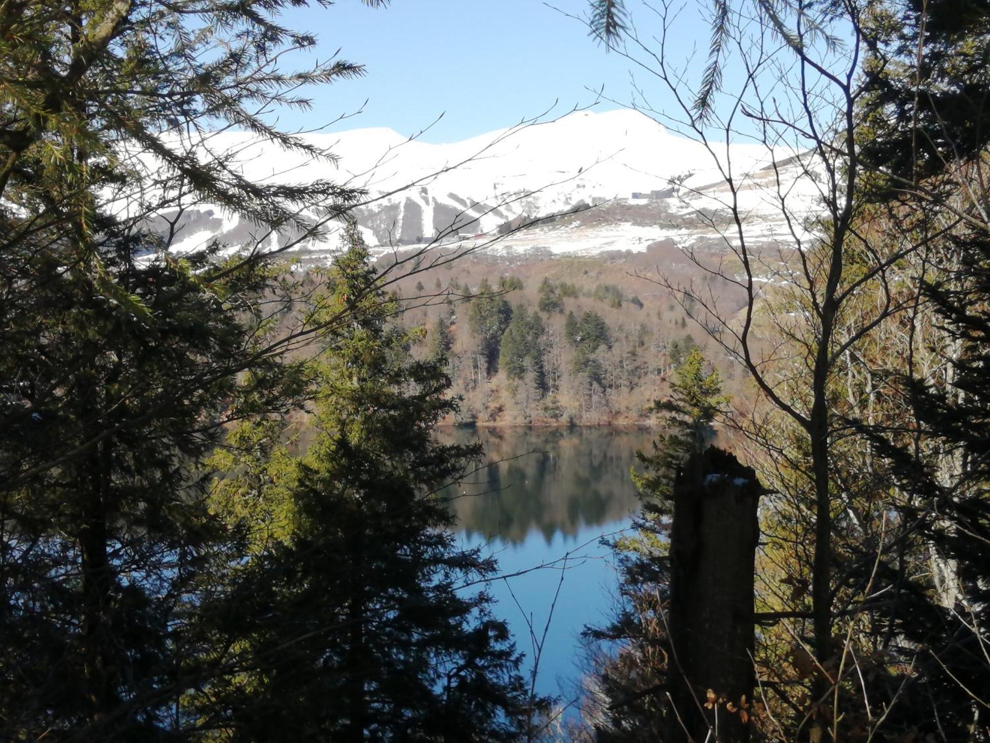 Hébergement de vacances L'auvergnate Chambon-sur-Lac