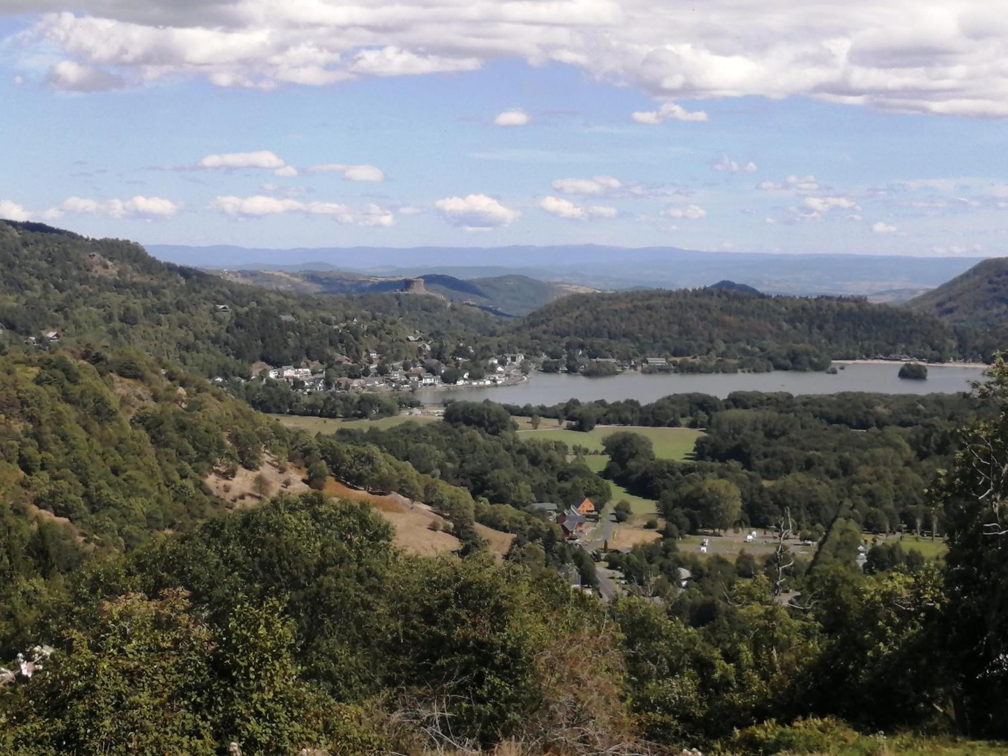 L'auvergnate Hébergement de vacances Chambon-sur-Lac
